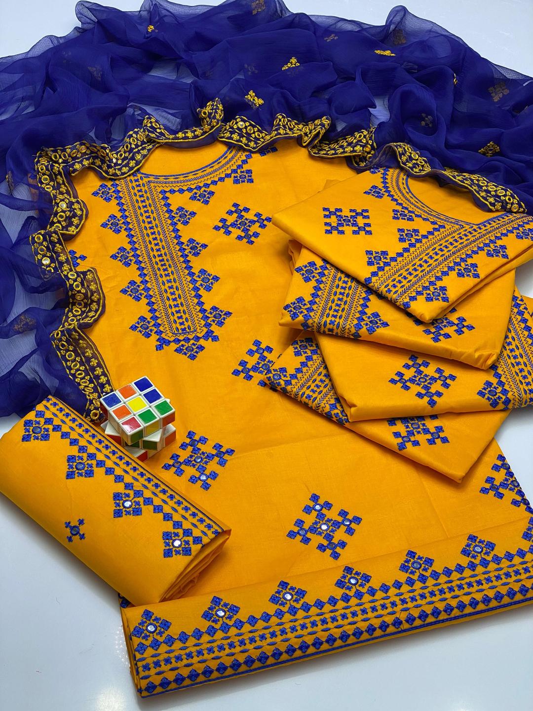 3 Pcs Women's Unstitched Embroidered Suit