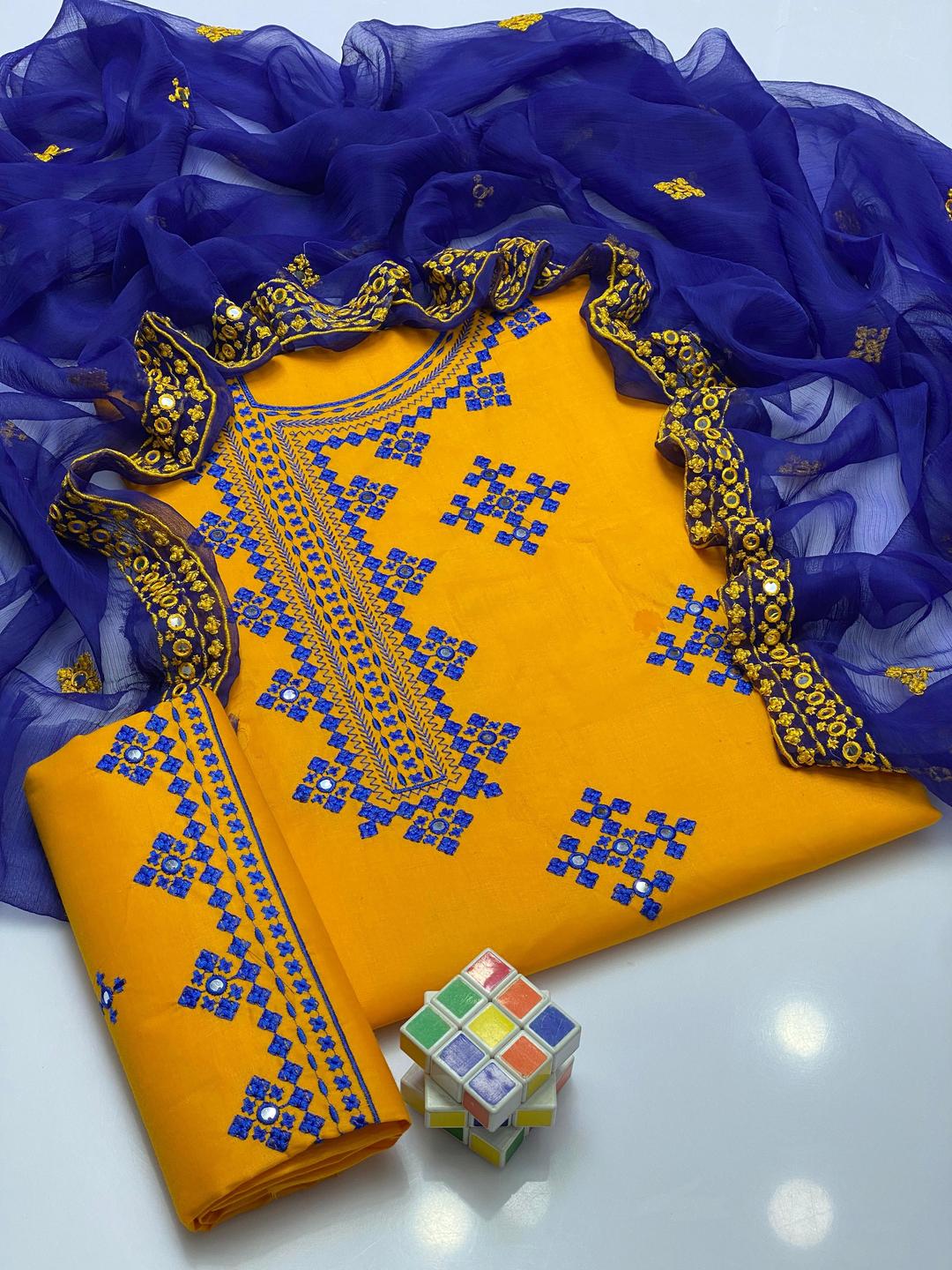 3 Pcs Women's Unstitched Embroidered Suit