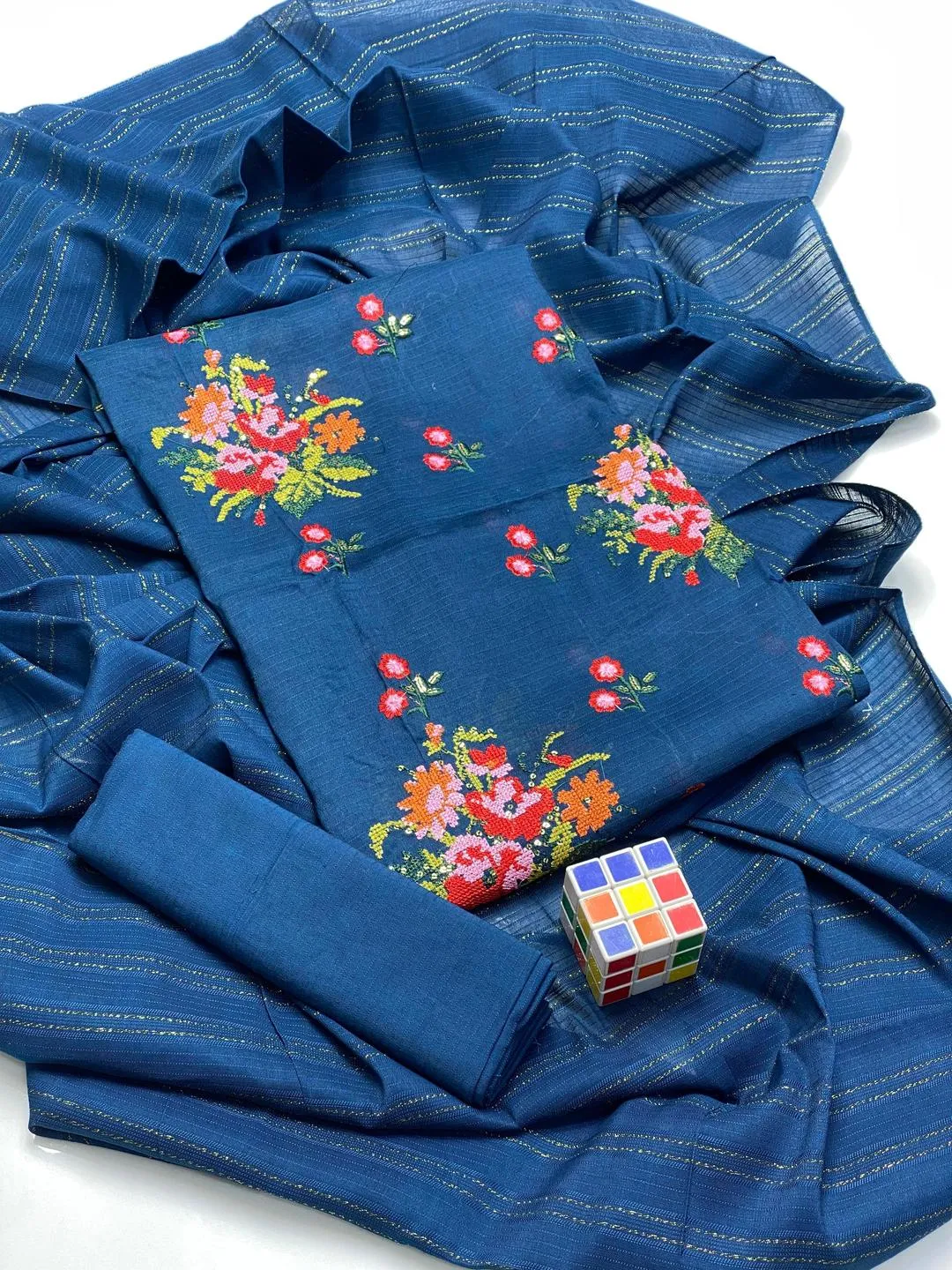 3 Pcs Women's Unstitched Embroidered Suit