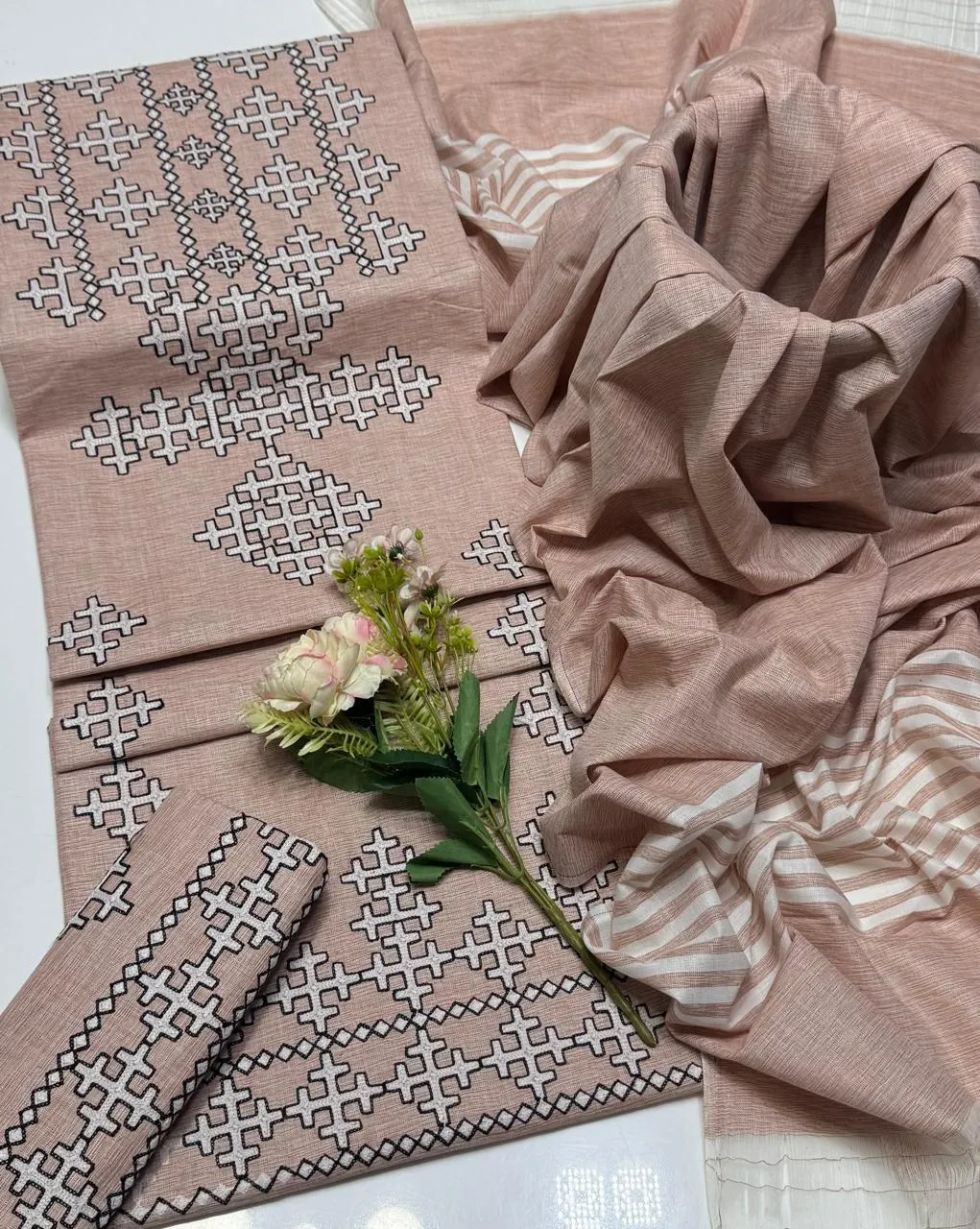 3 Pcs Women's Unstitched Embroidered Suit