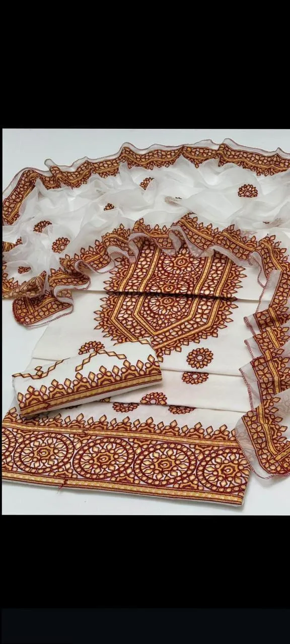 3 Pcs Women's Unstitched Embroidered Suit