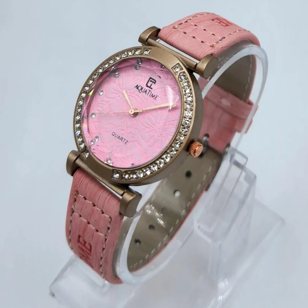 Women's Elegant Pink & Crystal Quartz Watch for Women - AQUATIME