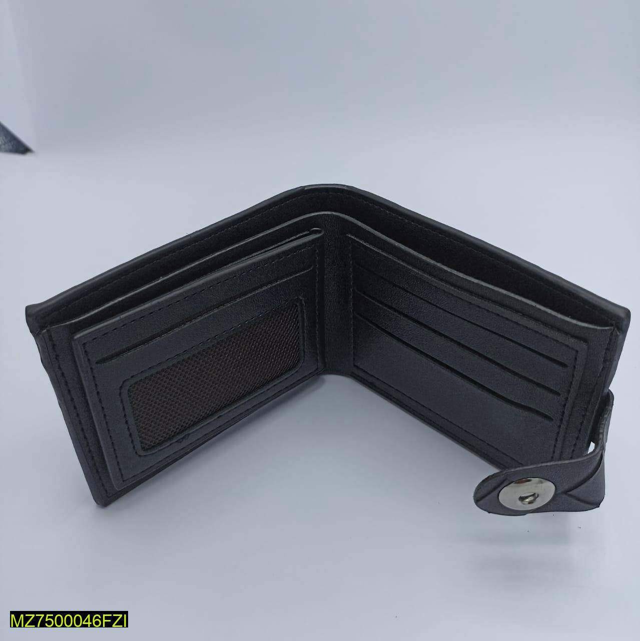 Men's Black Leather Woven Bifold Wallet with Magnetic Closure