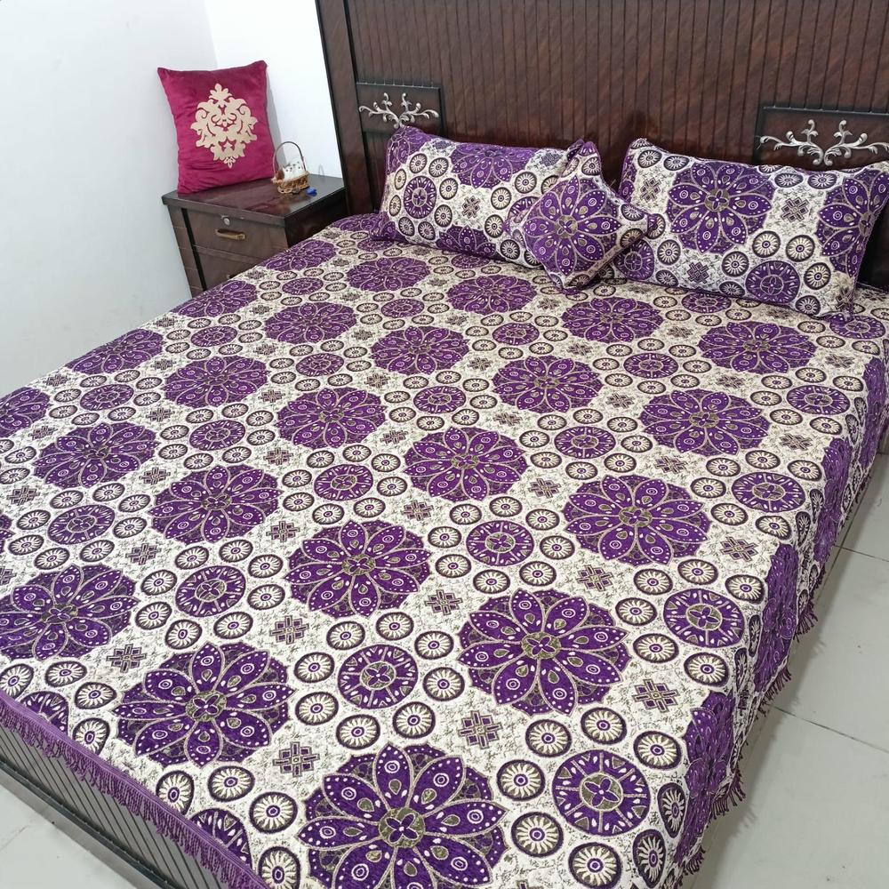 4 Pcs Velvet Jacquard Double Bedsheet