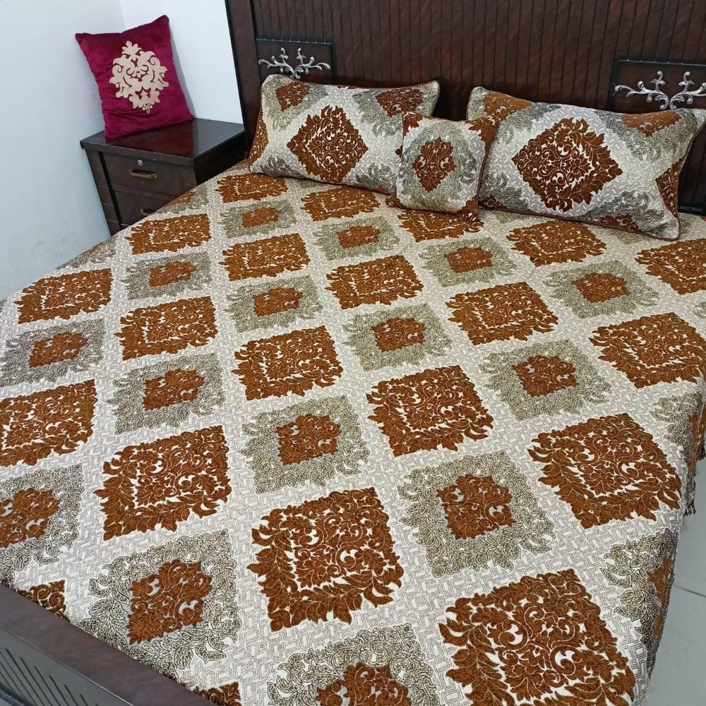 4 Pcs Velvet Jacquard Double Bedsheet