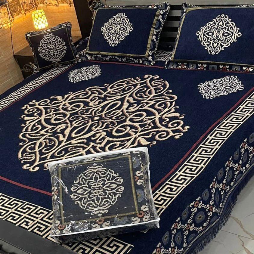 Luxurious Velvet Jacquard Double Bedsheet Set - 4 Pcs Embroidered