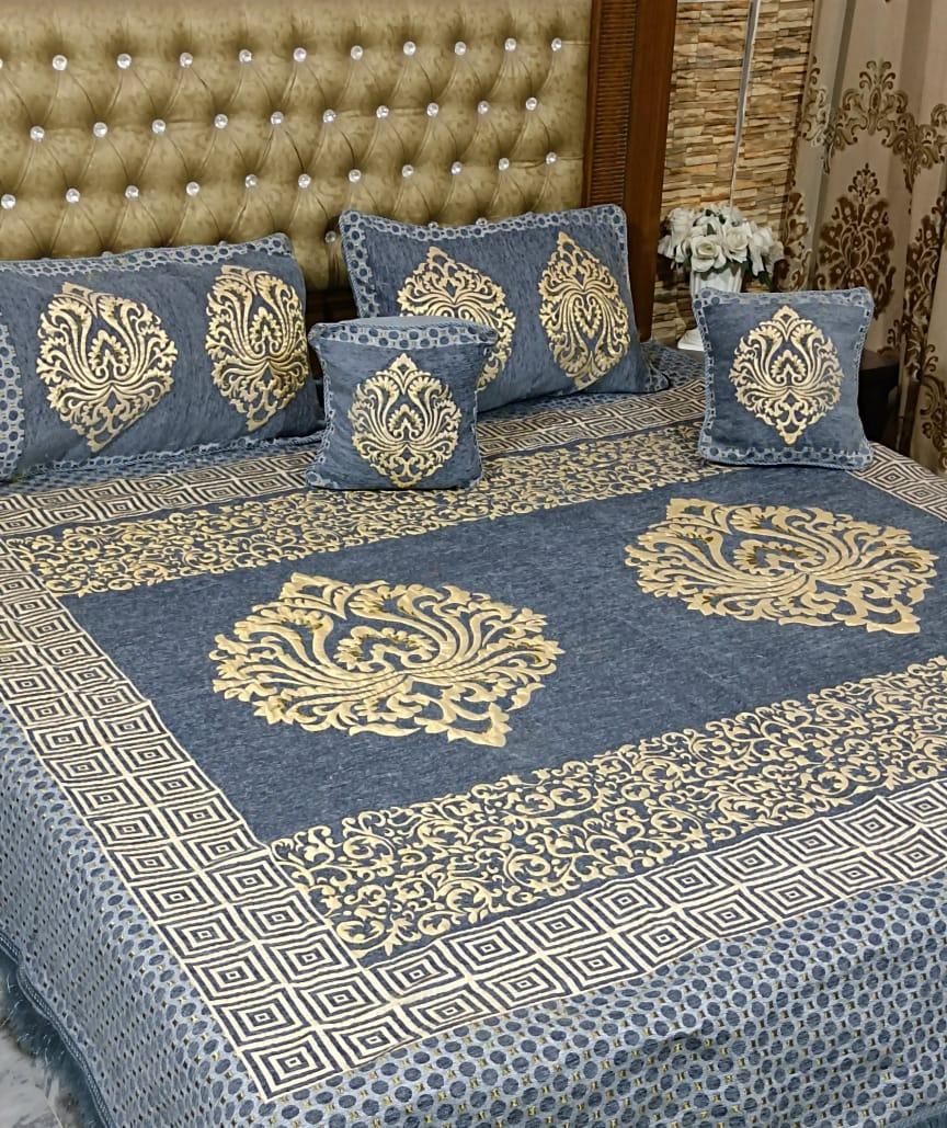 Luxurious Velvet Jacquard Double Bedsheet Set - 4 Pcs Embroidered