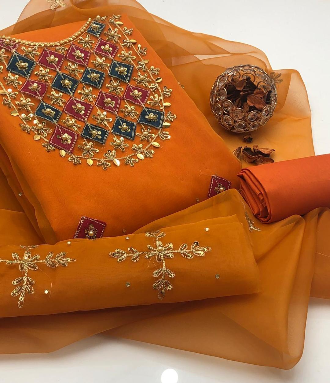 3 Pcs Women's Unstitched Hand Embroidered Suit