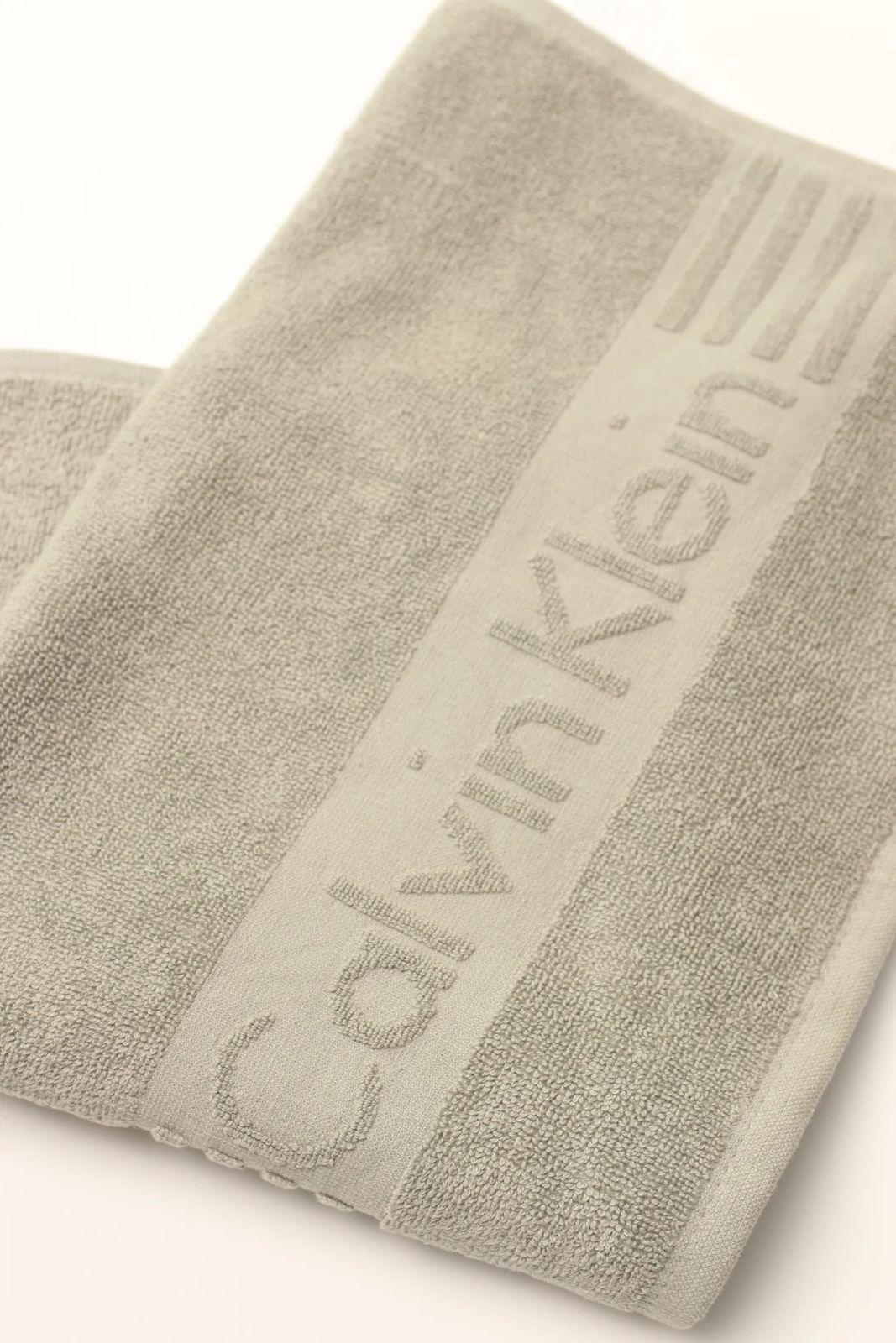 1 Pc Cotton Woven Bath Towel