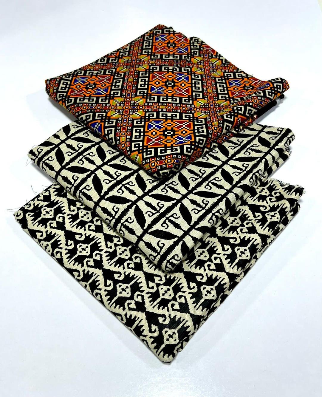 3 Pcs Women's Unstitched Printed Suit