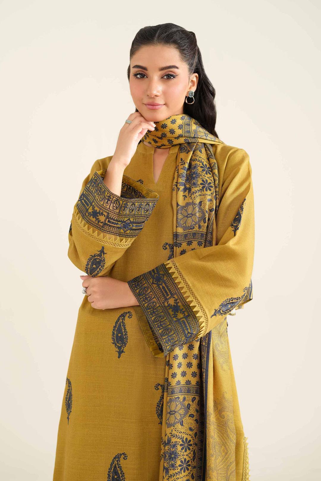 3 Pcs Women's Unstitched Printed Suit