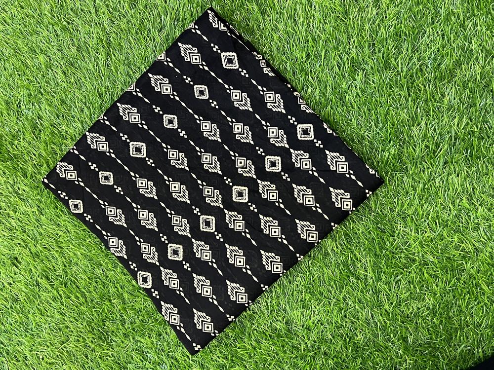 2 Pcs Women's Unstitched Lawn Printed Suit