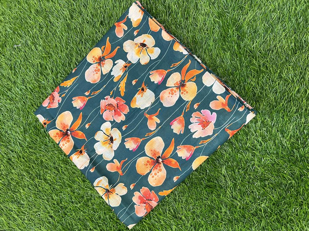 2 Pcs Women's Unstitched Lawn Printed Suit