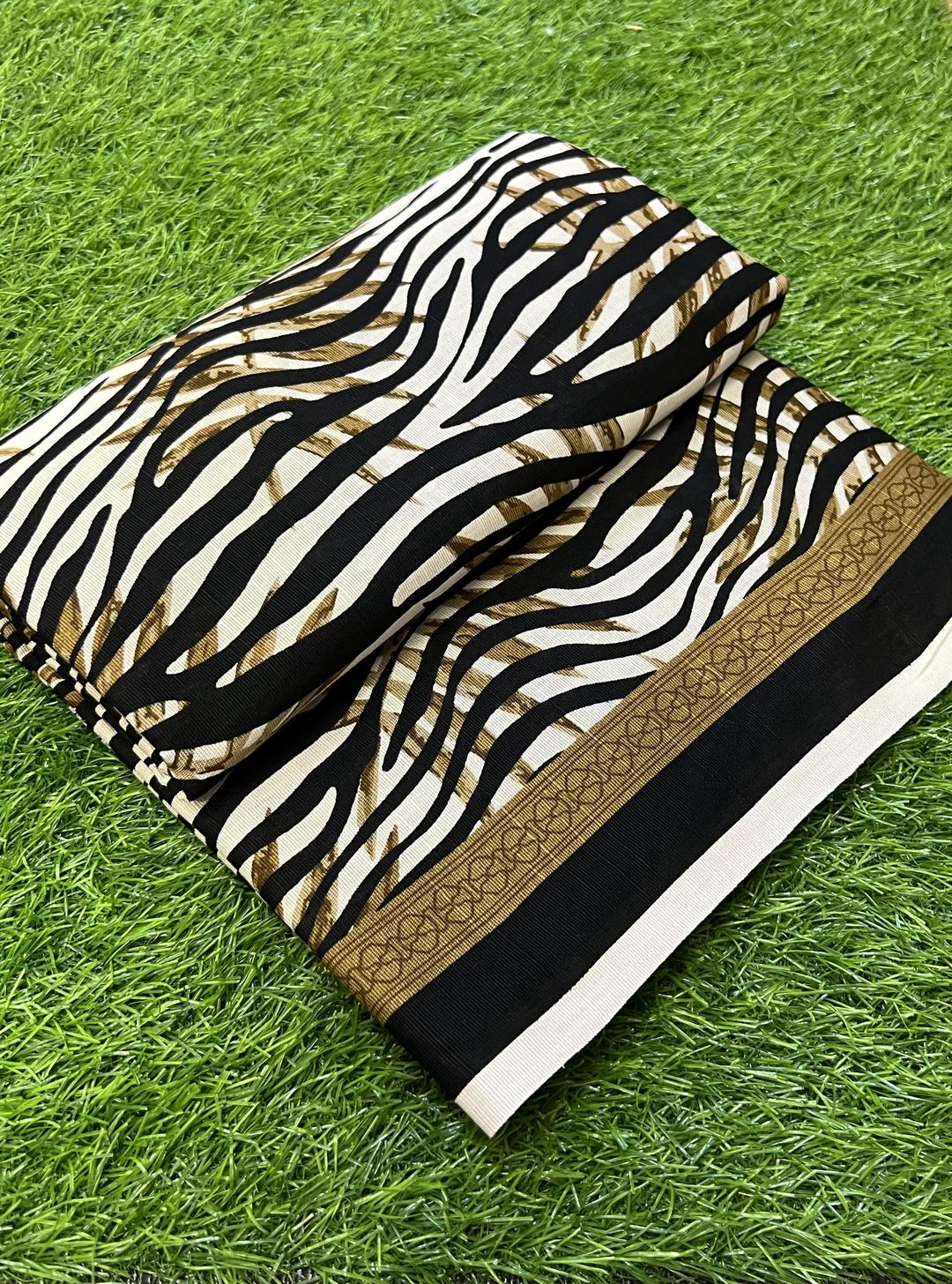 2 Pcs Women's Unstitched Khaddar Printed Suit