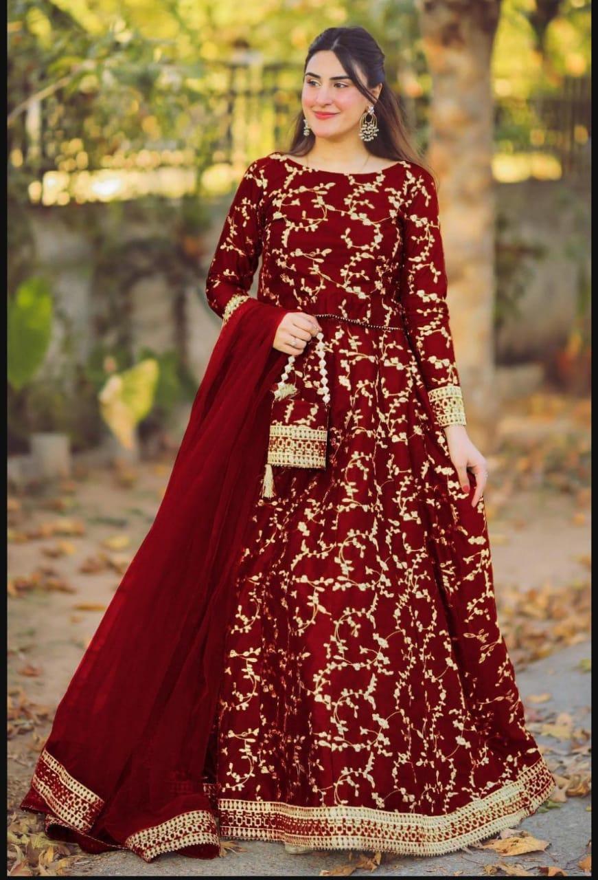 Stunning Embroidered Lehenga Choli Set - 4 Pcs in Luxurious Shamoz Silk