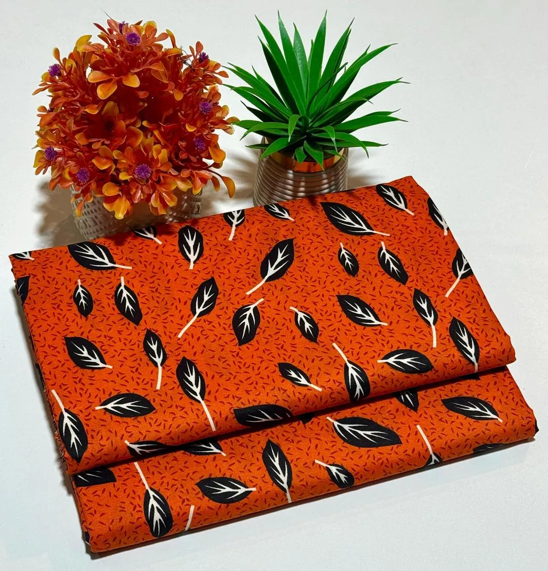 2 Pcs Women's Unstitched Printed Suit