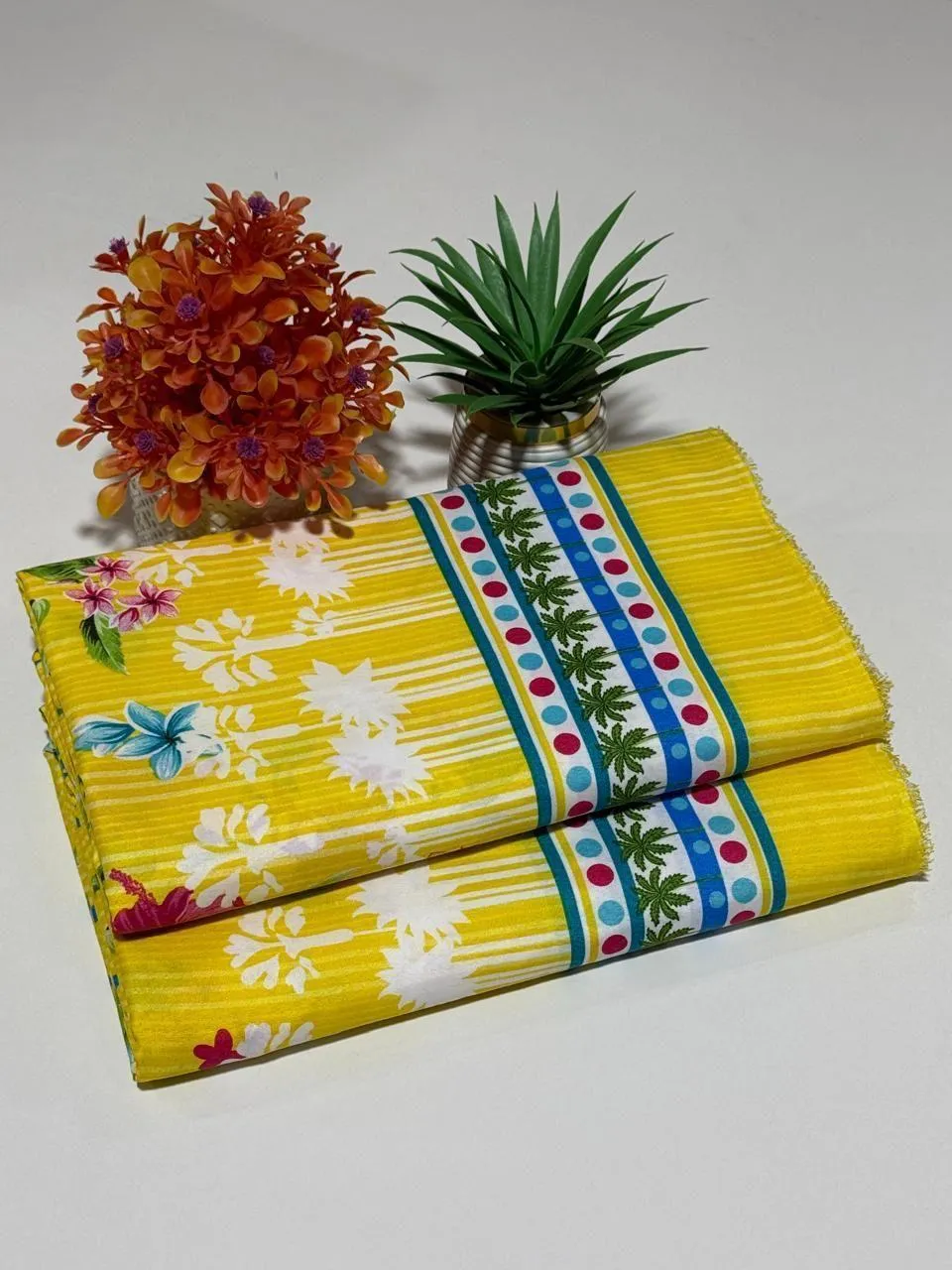 2 Pcs Women's Unstitched Printed Suit