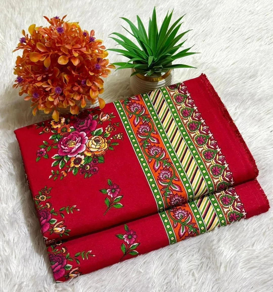 2 Pcs Women's Unstitched Printed Suit