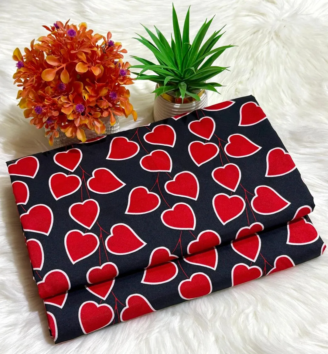 2 Pcs Women's Unstitched Printed Suit