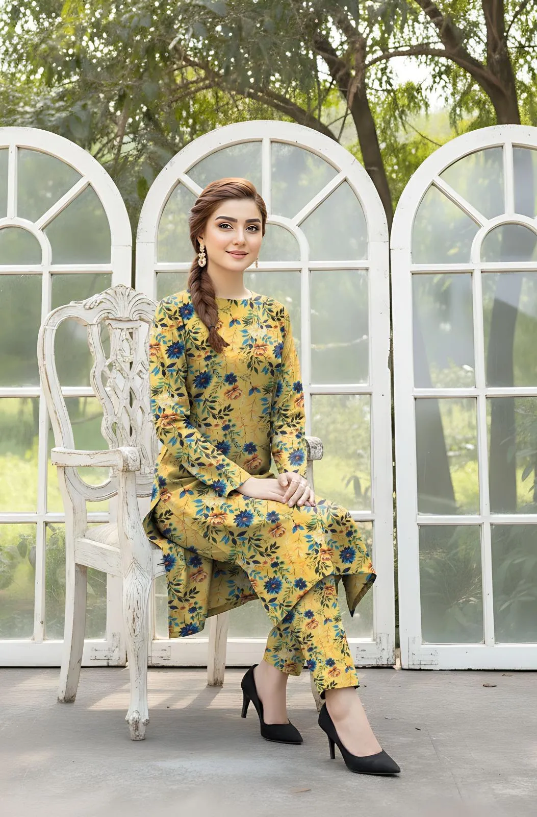 2 Pcs Women's Unstitched Printed Suit