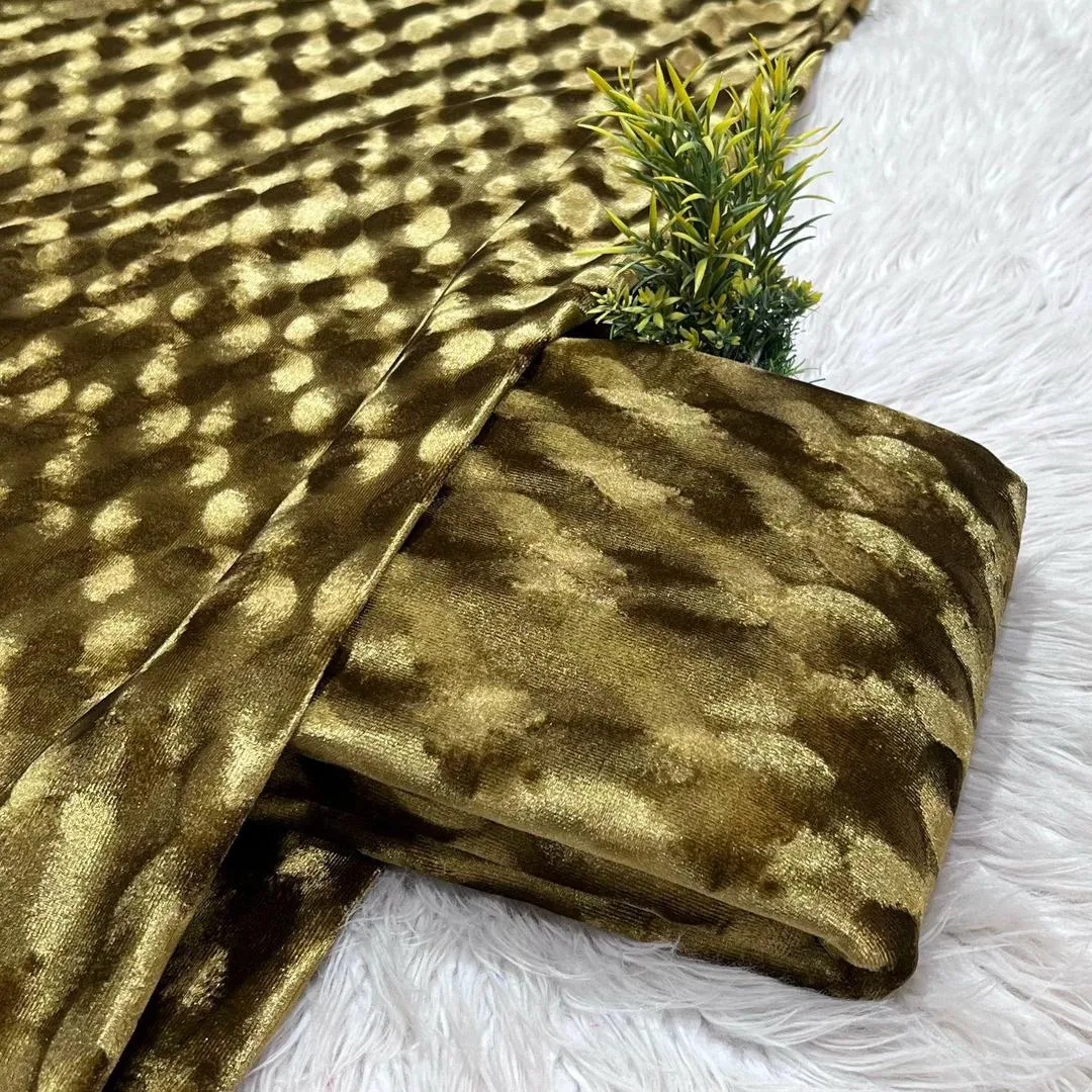 2 Pcs Women's Unstitched Plain Suit