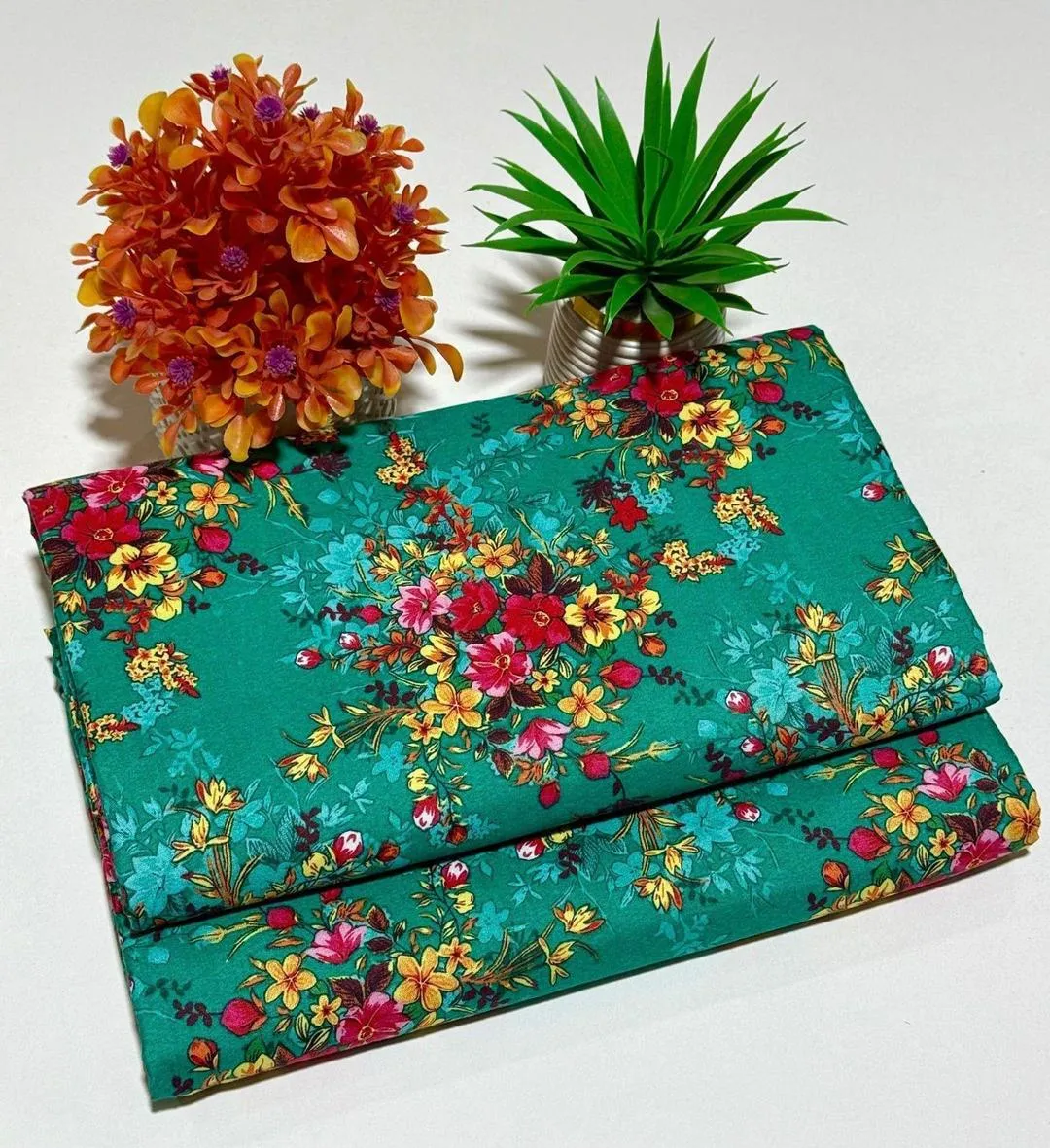 2 Pcs Women's Unstitched Printed Suit