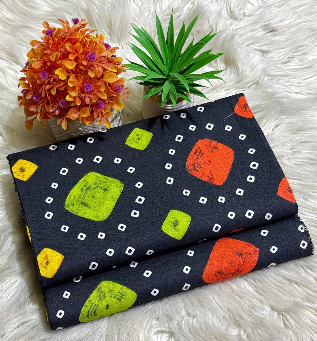 2 Pcs Women's Unstitched Printed Suit