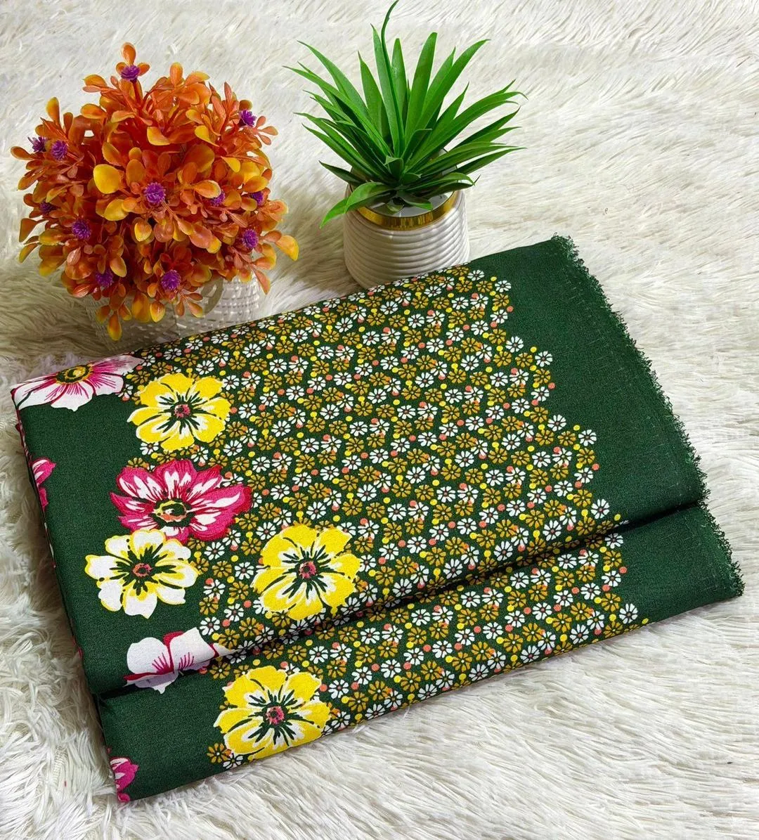 2 Pcs Women's Unstitched Printed Suit