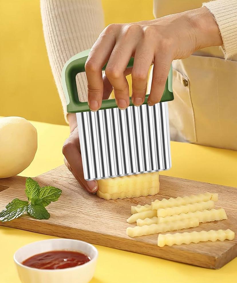 Vegetable Cutter With Finger Protection for Cutting