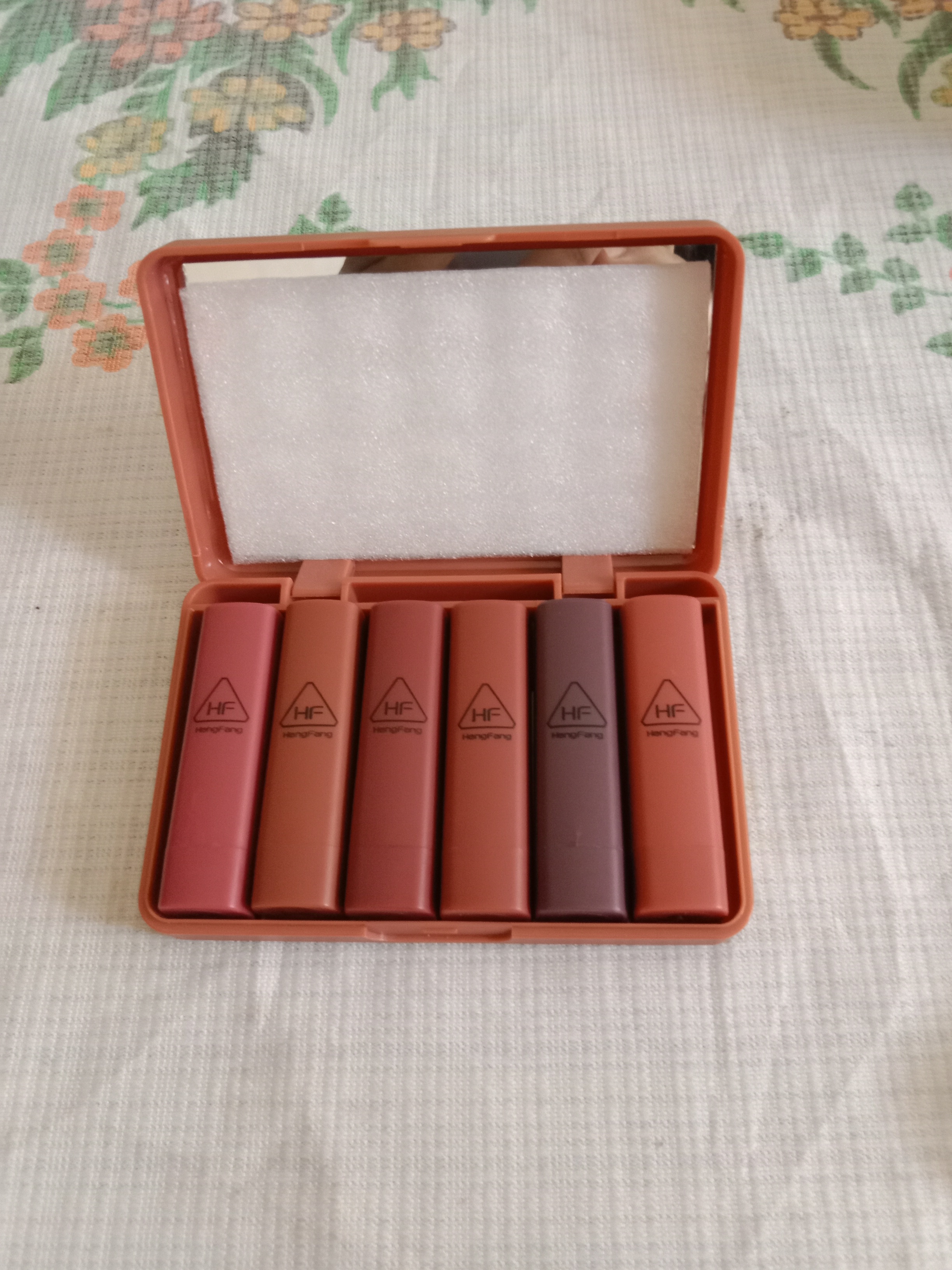 Hanni Collection  review 1
