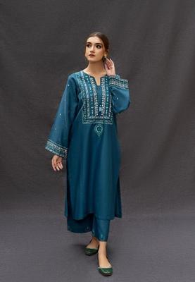 2 Pcs Women's Unstitched Embroidered Suit