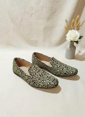 Golden Printed Men's Flat Shoes Size 9 thumbnail 2
