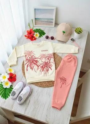 Eid Collection 2 Pcs Girl's Fleece Printed Shirt And Trouser Set 3 to 8 Year