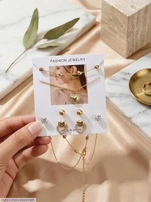 Golden Crystal Pendant Earrings Set for Women thumbnail 3