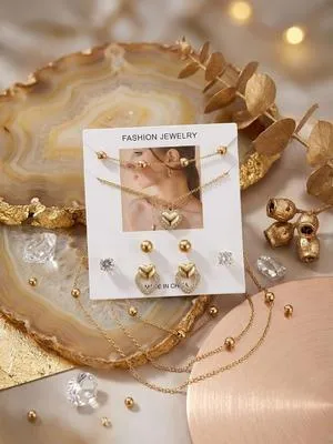 Golden Crystal Pendant Earrings Set for Women thumbnail 2