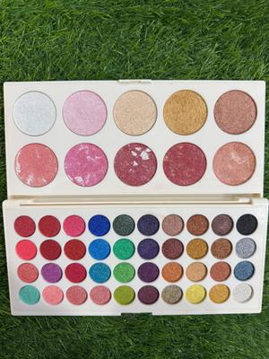 50 Multicolor Matte And Glitter Eyeshadow Palette - 1 Pcs of Glamour