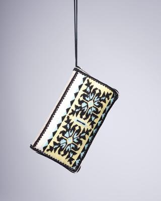 Women's Canvas Embroidered Wristlet