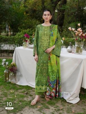 3 Pcs Women's Unstitched Printed Suit