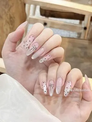 12 Pcs Multicolor Fake Nails for Professional Manicure - Smooth and Even Coverage