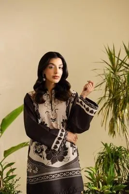 Black Printed Swiss Lawn 2Pc Set thumbnail 5