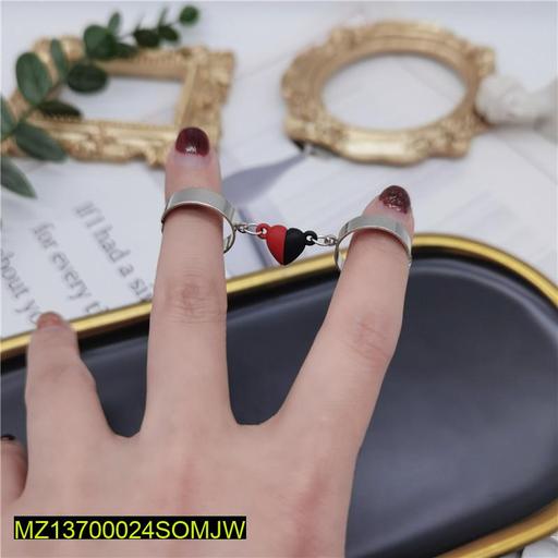 2 Pcs Trendy Heart Magnetic Effect Rings Set