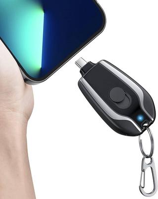 Black Keychain Power Bank 1500mAh USB-C Compact thumbnail 3