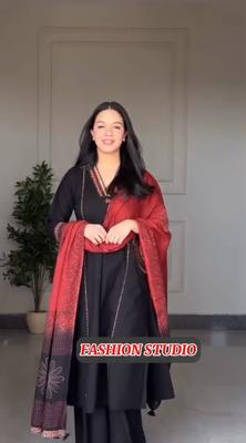 3 Pcs Women's Stitched Printed Suit