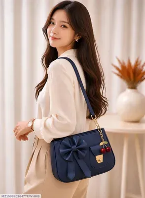 Women's Leather Plain Shoulder Bag thumbnail 2