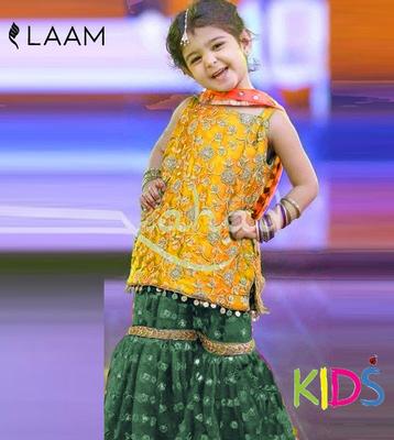 3 Pcs Girl's Lawn Embroidered Unstitched Suit