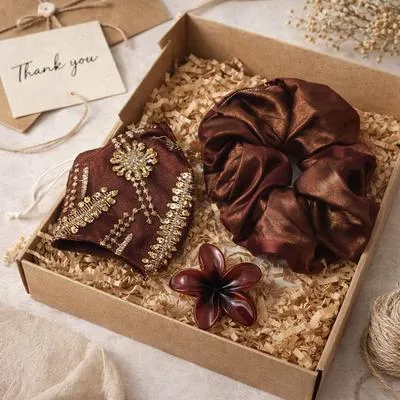 Pack of 3 Scrunchie & Hair Catcher Set and Face Mask, Hair Accessories for Daily Use, Gift set