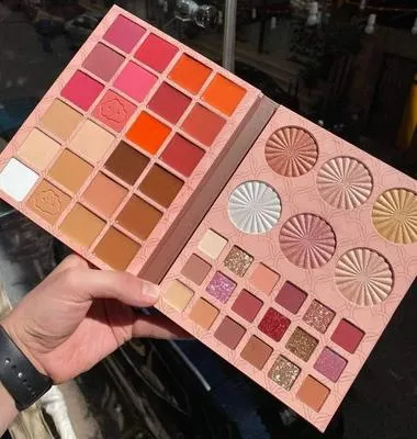 Mocallure All In One Eyeshadow Palette