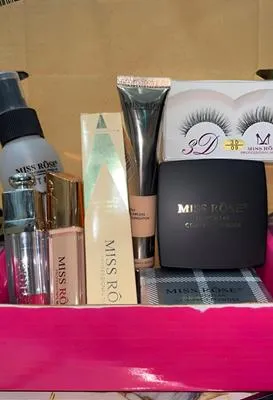 Miss Rose 6 in 1 Makeup Deal