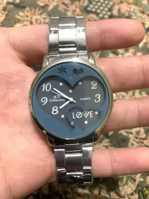 Men's Skin Friendly Strap Watch
