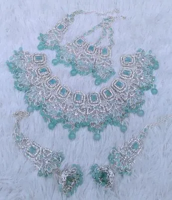 Flower Design Pearl Artificial Set